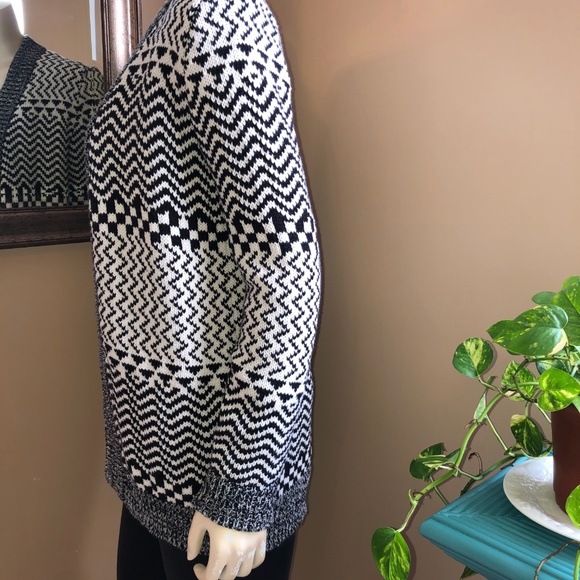 Two Color ♥️ Knit Cozy Coat - Picture 2 of 4